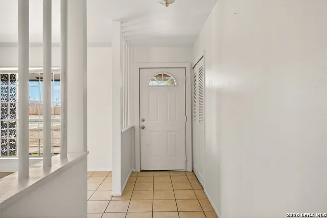 5958 Midcrown San Antonio, TX 78218