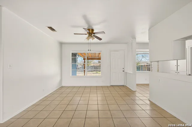5958 Midcrown San Antonio, TX 78218