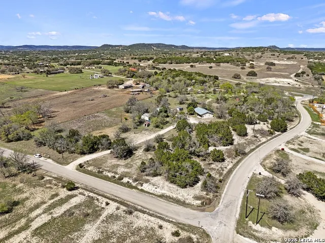 146 Exotic Bandera, TX 78003