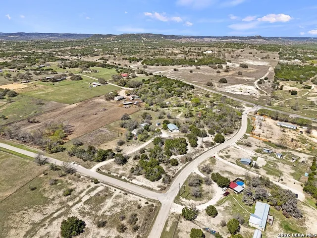 146 Exotic Bandera, TX 78003