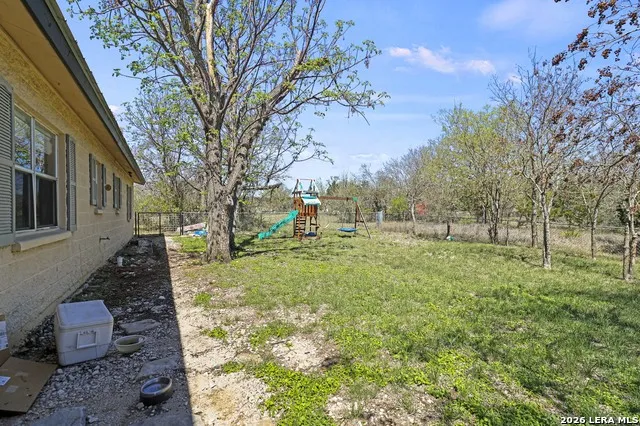 146 Exotic Bandera, TX 78003