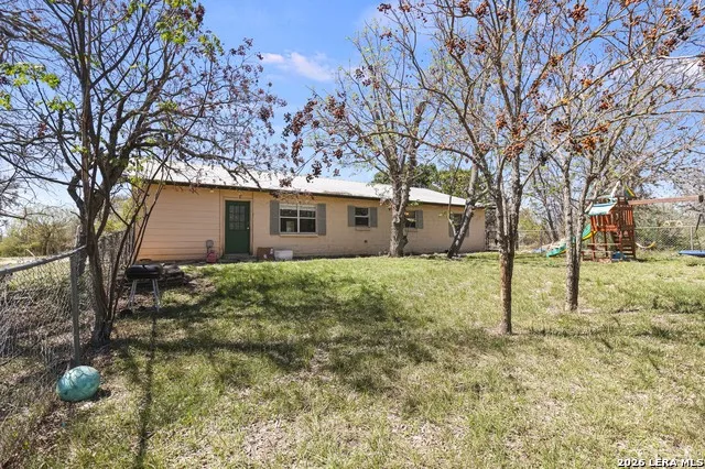 146 Exotic Bandera, TX 78003
