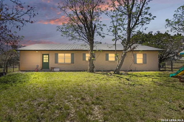 146 Exotic Bandera, TX 78003