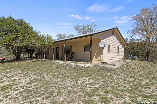 146 Exotic Bandera, TX 78003