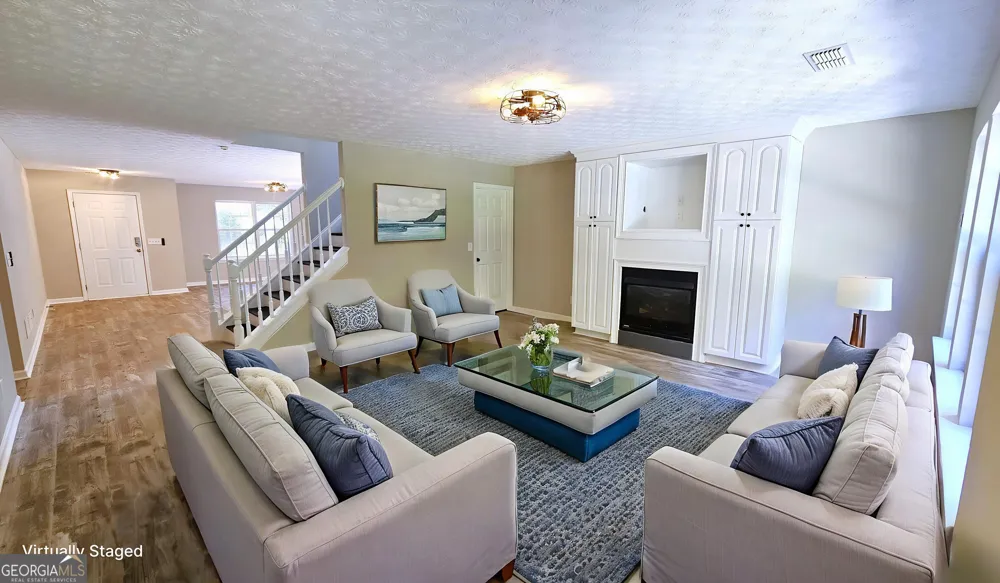 528 Lazy River LN Woodstock, GA 30188