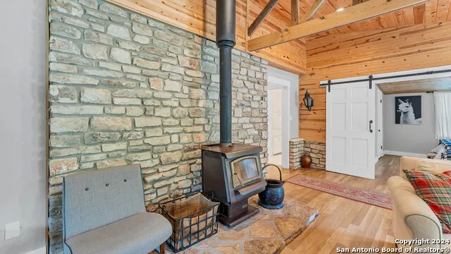 606 Deer Lake Cove Wimberley, TX 78676
