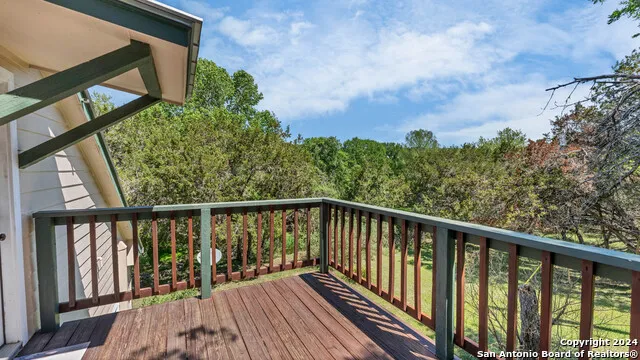 606 Deer Lake Cove Wimberley, TX 78676