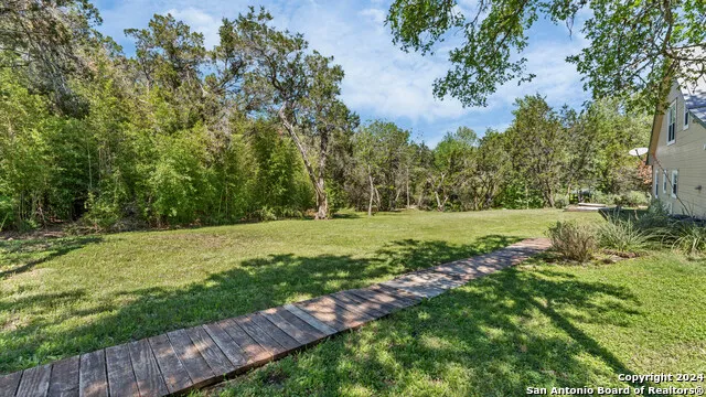 606 Deer Lake Cove Wimberley, TX 78676