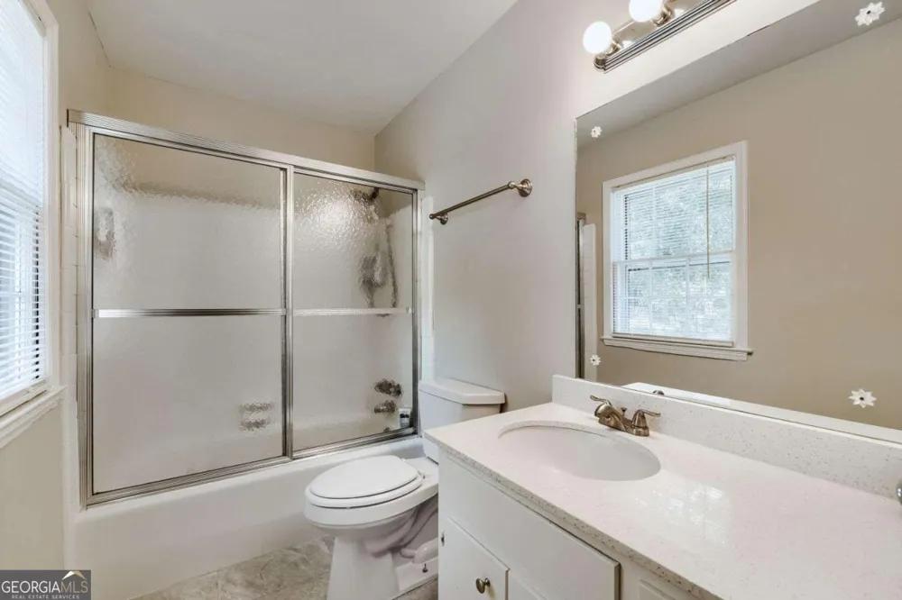5717 Braddock CT Atlanta, GA 30350
