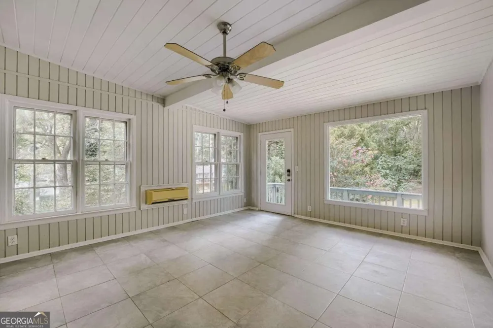 5717 Braddock CT Atlanta, GA 30350