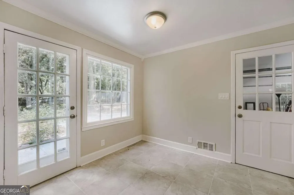 5717 Braddock CT Atlanta, GA 30350