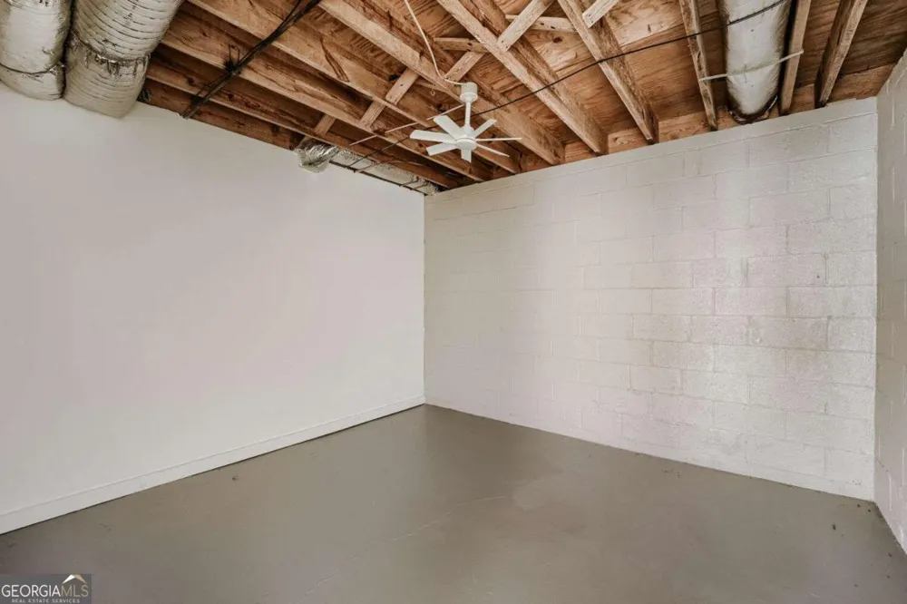5717 Braddock CT Atlanta, GA 30350