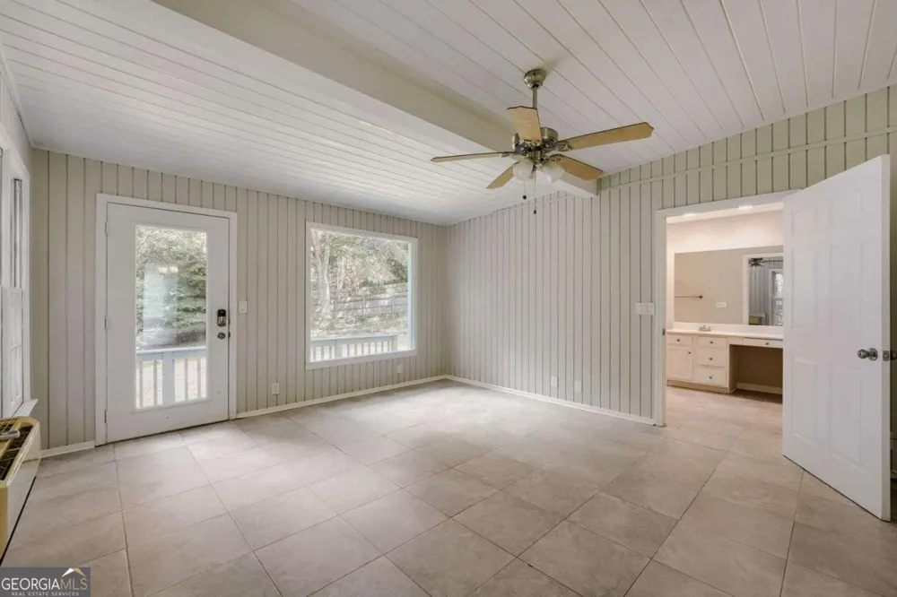 5717 Braddock CT Atlanta, GA 30350
