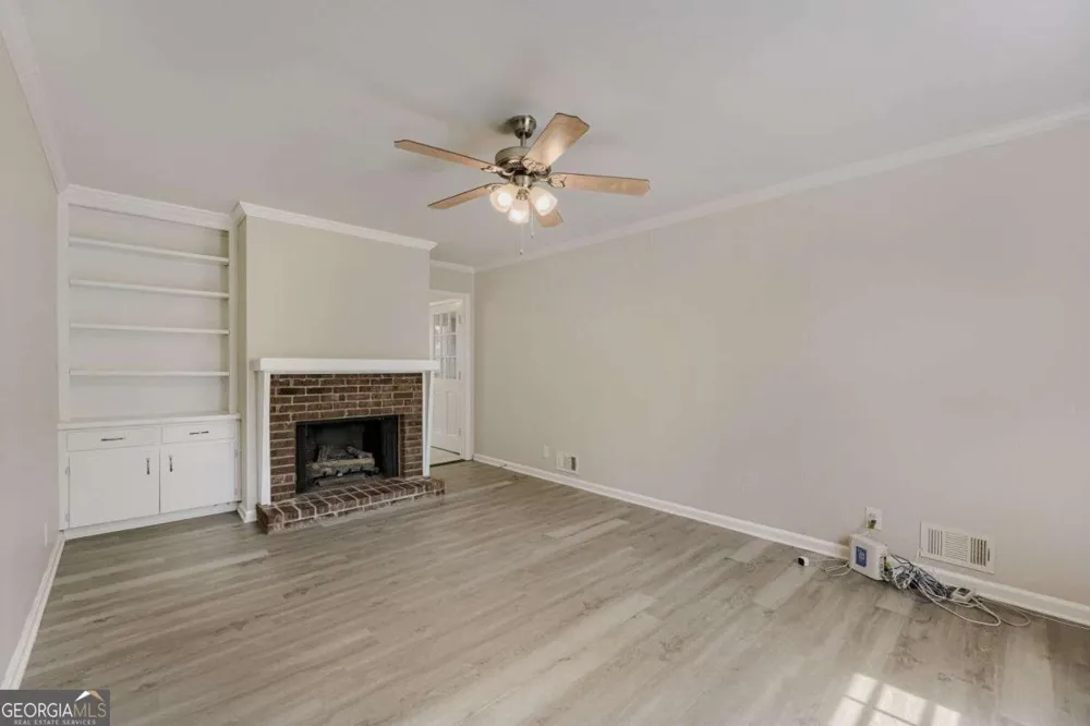 5717 Braddock CT Atlanta, GA 30350