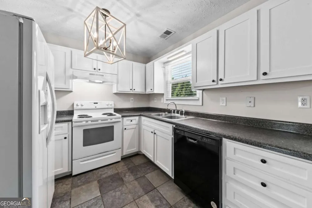 185 Jimmy Reynolds DR Jefferson, GA 30549