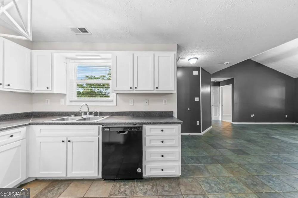 185 Jimmy Reynolds DR Jefferson, GA 30549