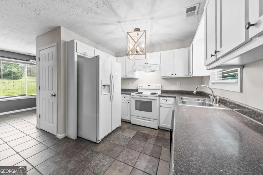 185 Jimmy Reynolds DR Jefferson, GA 30549