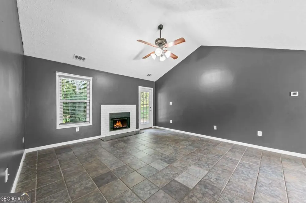 185 Jimmy Reynolds DR Jefferson, GA 30549