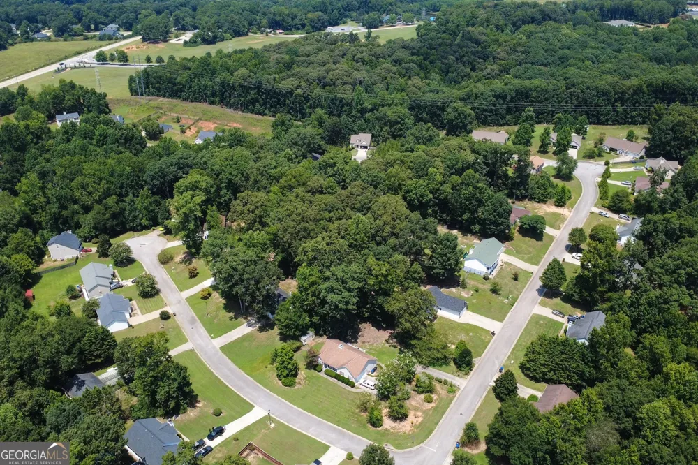 185 Jimmy Reynolds DR Jefferson, GA 30549
