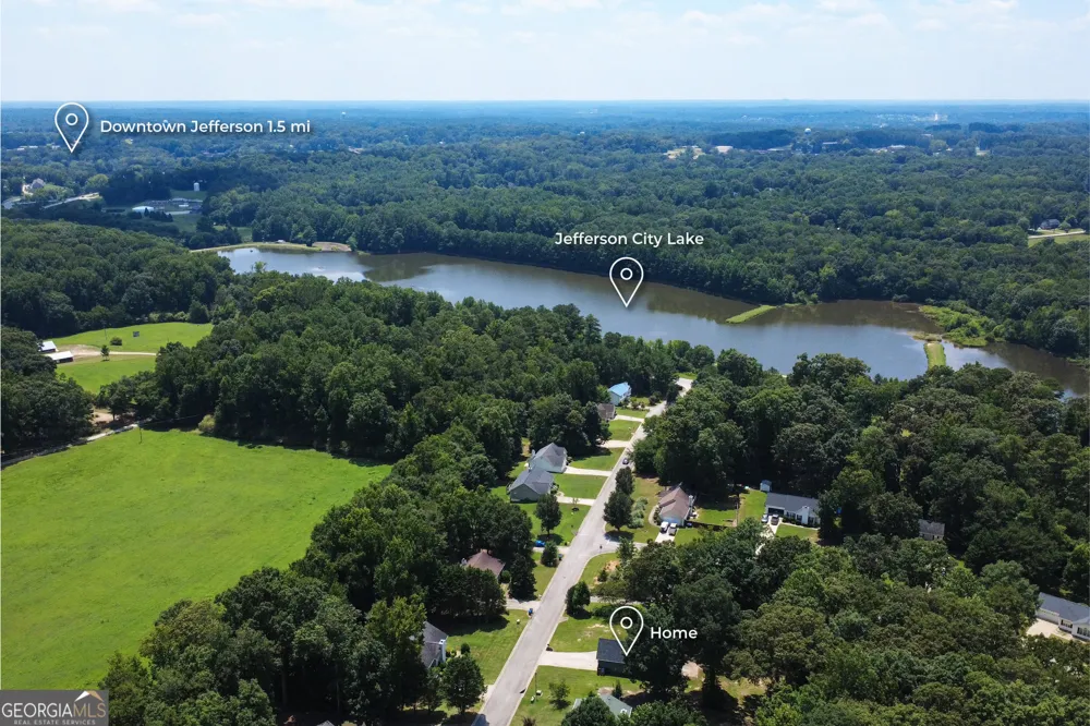 185 Jimmy Reynolds DR Jefferson, GA 30549