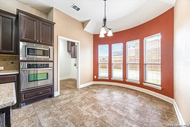 6909 Hallie Heights Schertz, TX 78154