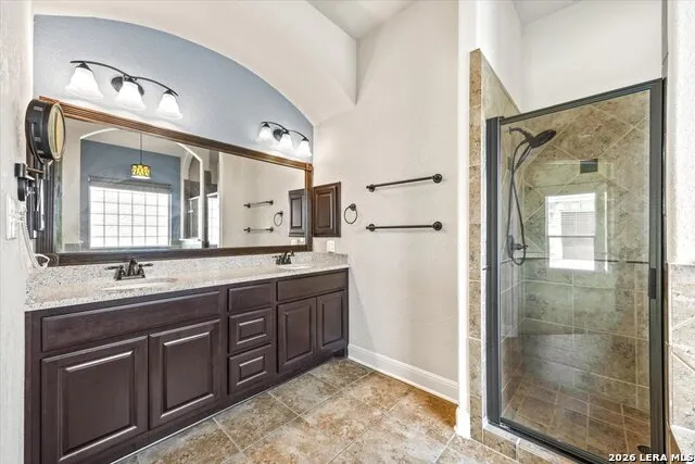 6909 Hallie Heights Schertz, TX 78154