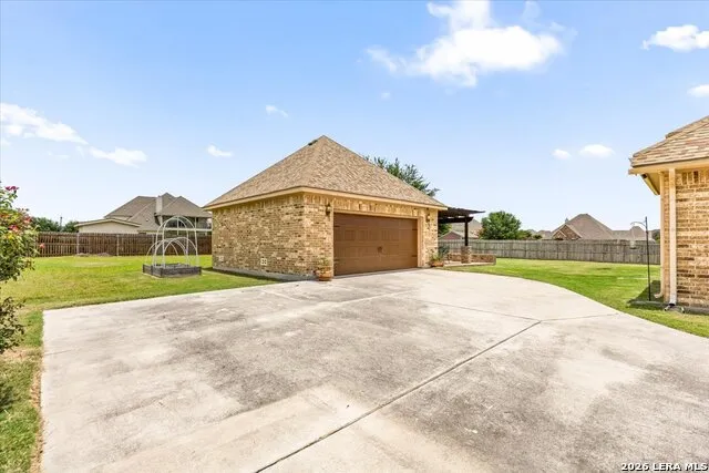 6909 Hallie Heights Schertz, TX 78154