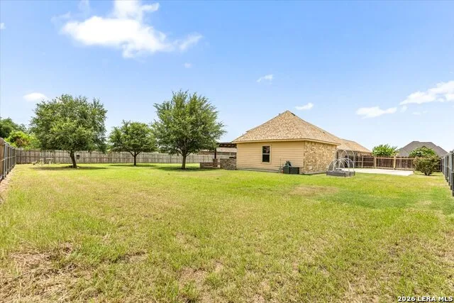 6909 Hallie Heights Schertz, TX 78154