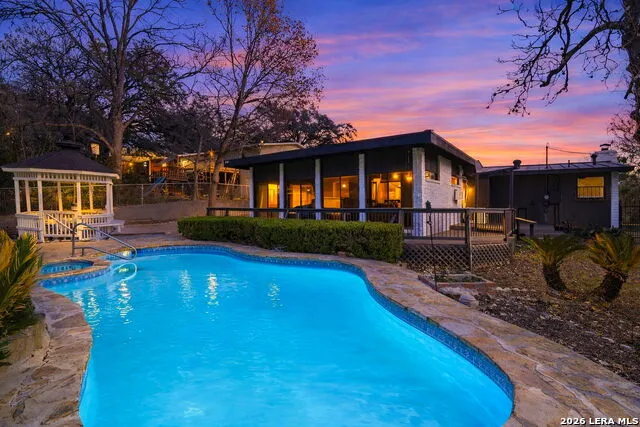 1311 Wiltshire Terrell Hills, TX 78209
