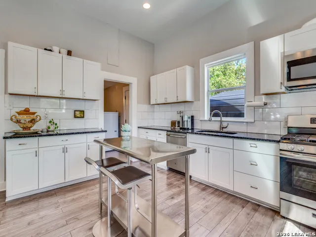 1030 Montana San Antonio, TX 78203