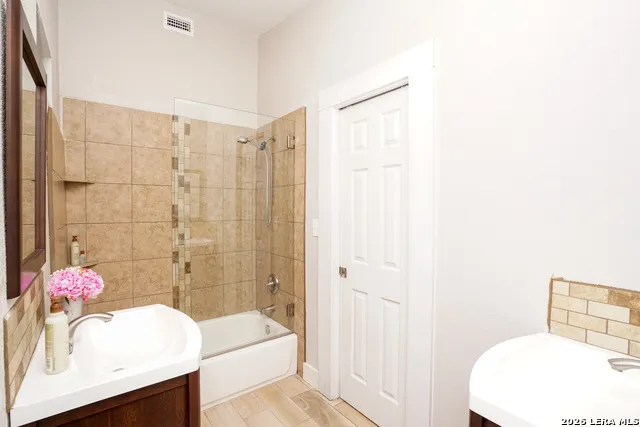 1030 Montana San Antonio, TX 78203