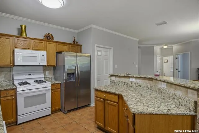 8943 Burnt Path Helotes, TX 78023