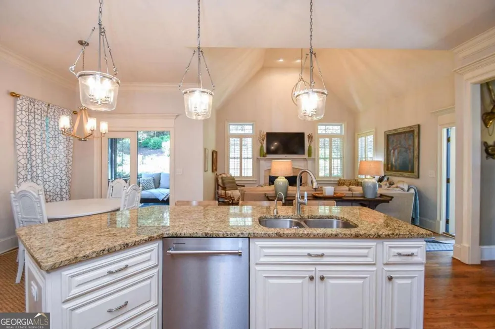 3036 Hickory Hills DR Gainesville, GA 30506