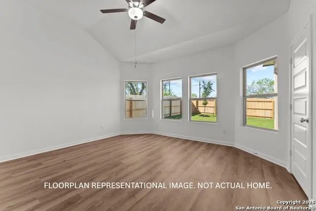 10434 White Hart Lane Converse, TX 78109