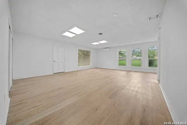 3364 Butterleigh San Antonio, TX 78247