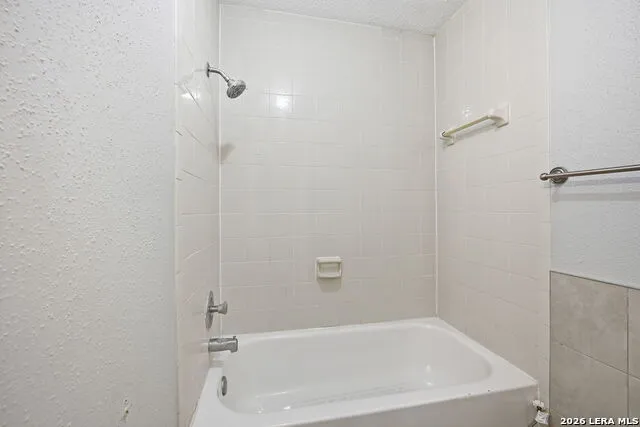 11426 LONG TRL San Antonio, TX 78245