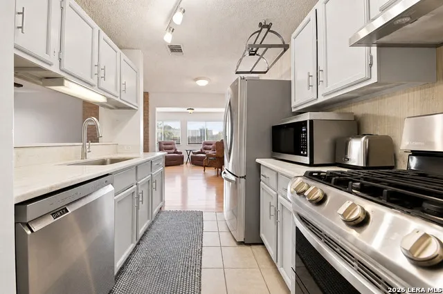 7952 Splintered Oak Live Oak, TX 78233