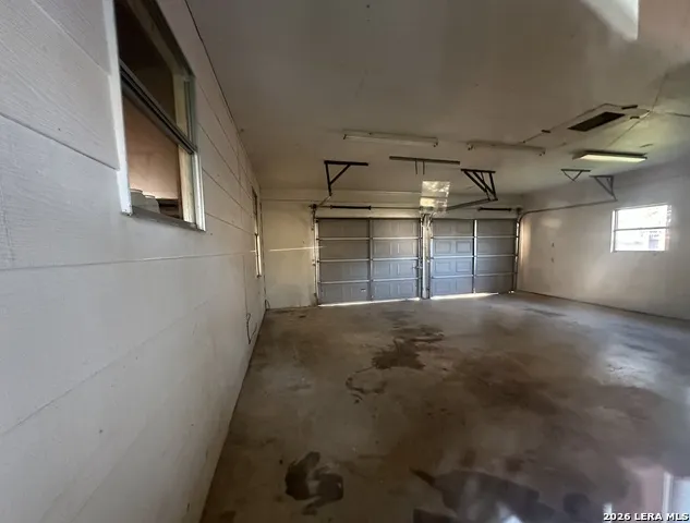 608 E WESTMEYER ST Poth, TX 78147