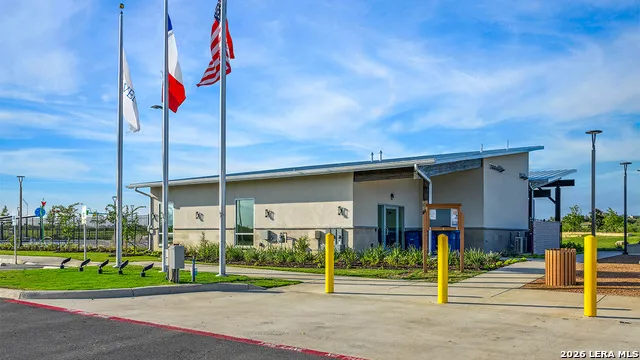 12610 Gral Bustamante Converse, TX 78109