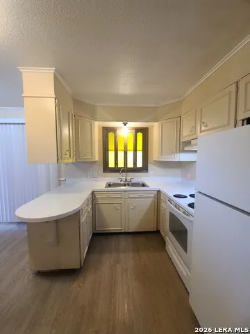 5611 HORIZON San Antonio, TX 78228