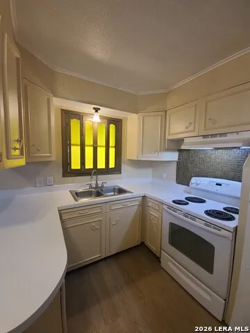 5611 HORIZON San Antonio, TX 78228