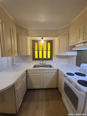 5611 HORIZON San Antonio, TX 78228