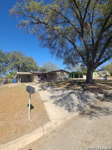5611 HORIZON San Antonio, TX 78228