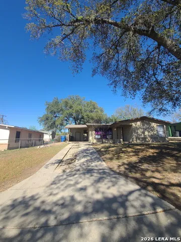 5611 HORIZON San Antonio, TX 78228