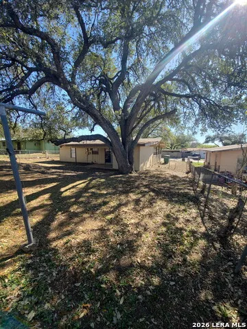 5611 HORIZON San Antonio, TX 78228