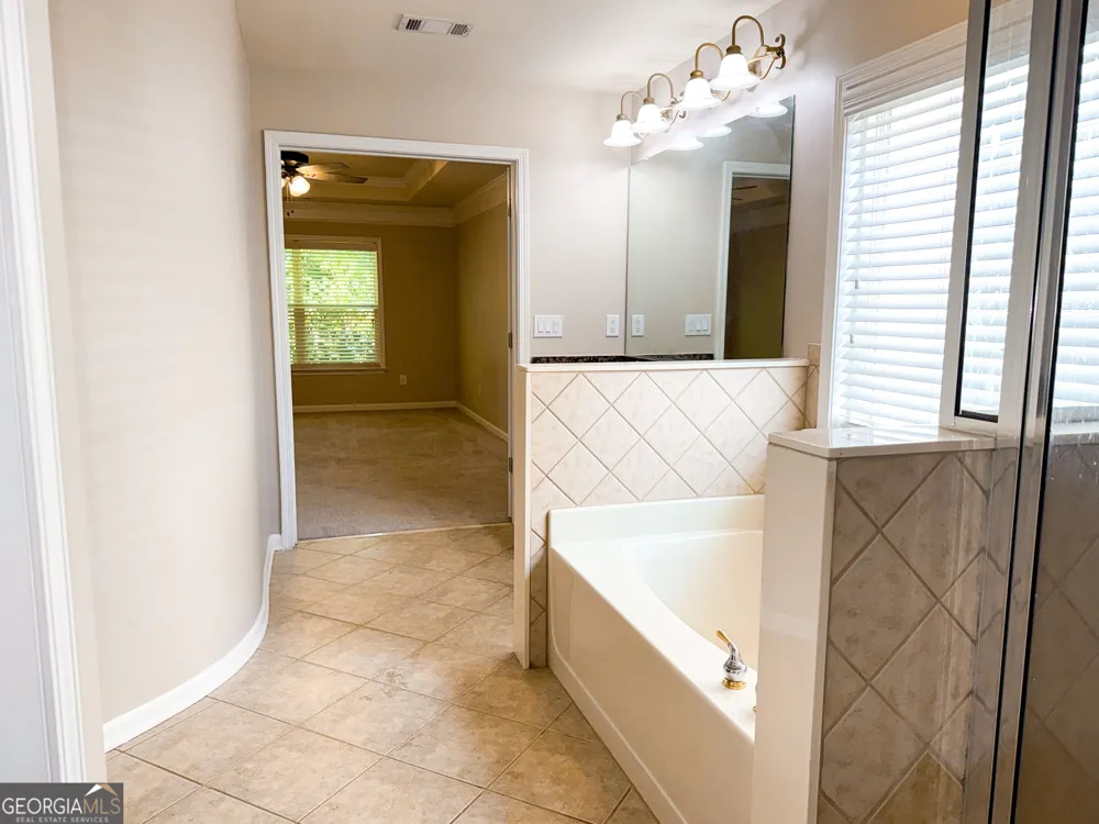 5415 Falls Landing DR Cumming, GA 30040