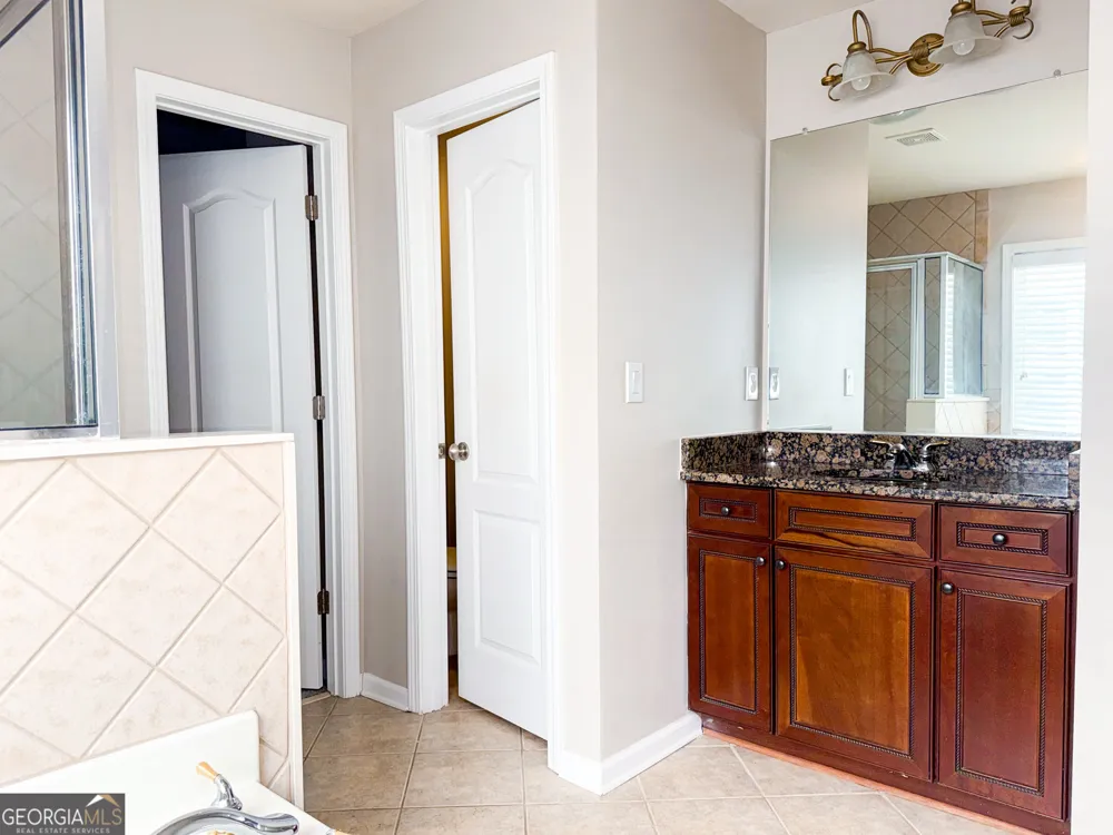 5415 Falls Landing DR Cumming, GA 30040