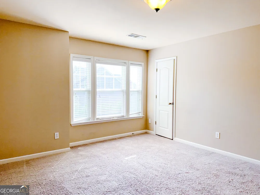 5415 Falls Landing DR Cumming, GA 30040