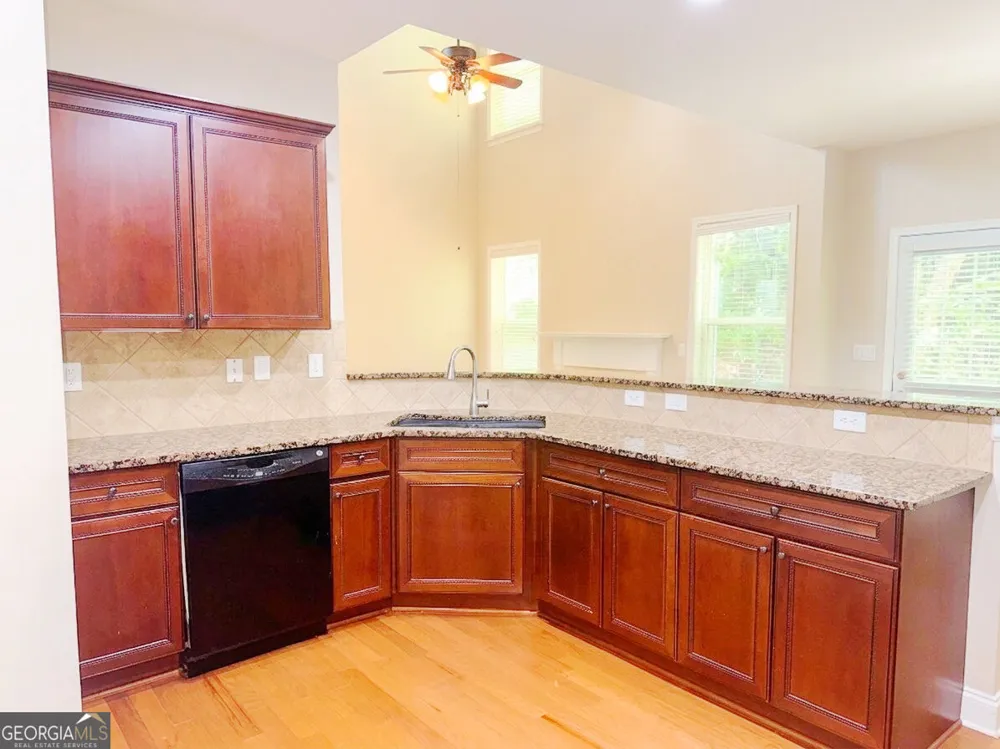 5415 Falls Landing DR Cumming, GA 30040