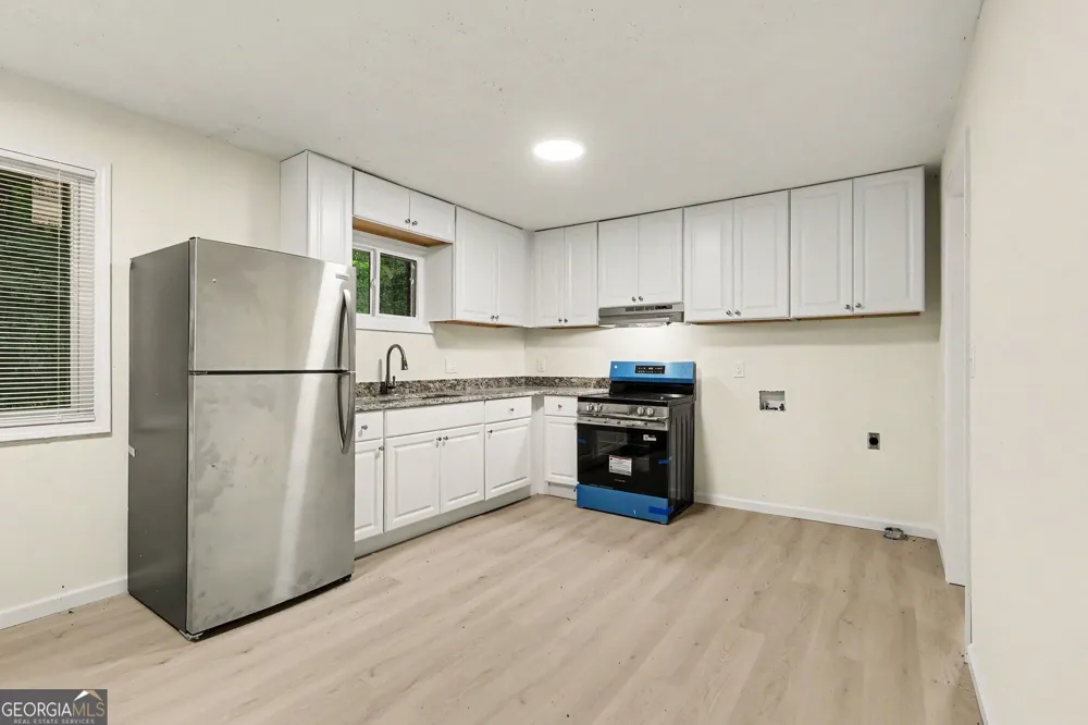 6186 Green Acres DR SW Covington, GA 30014